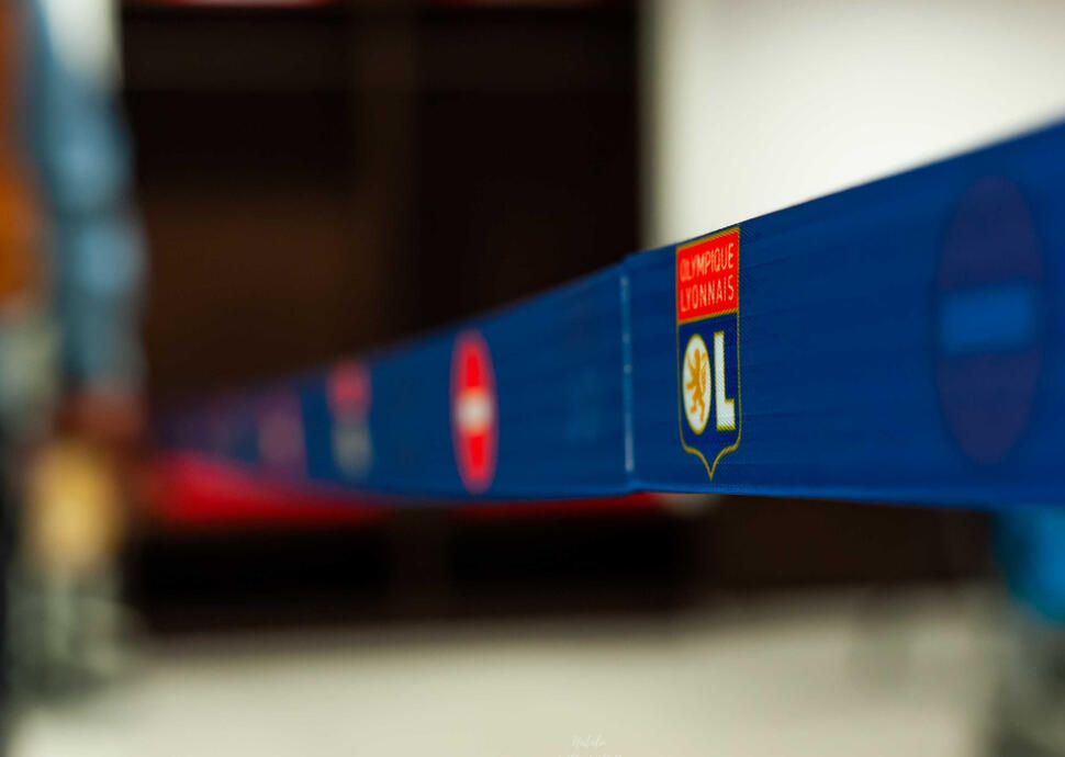 Un des rubans des vestiaires de l'OL